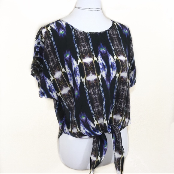 Topshop Tops - TOPSHOP Silk Women’s Short Sleeve Top size 6